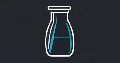 Fellow Mighty Small Glass Carafe