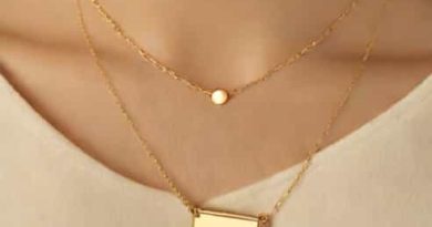 Kendra Scott Mattie Bar Necklace
